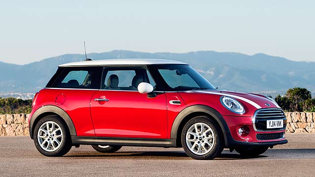 MINI Cooper D first drive review (2014)