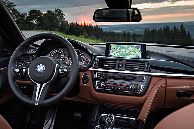 BMW M4 Convertible 2014