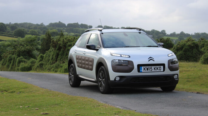 Citroen C4 Cactus Feel BlueHDi 100 2016 review