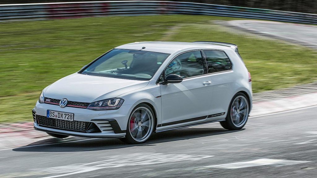 2016 Volkswagen Golf GTI Clubsport S review: why it’s a record-breaking ...