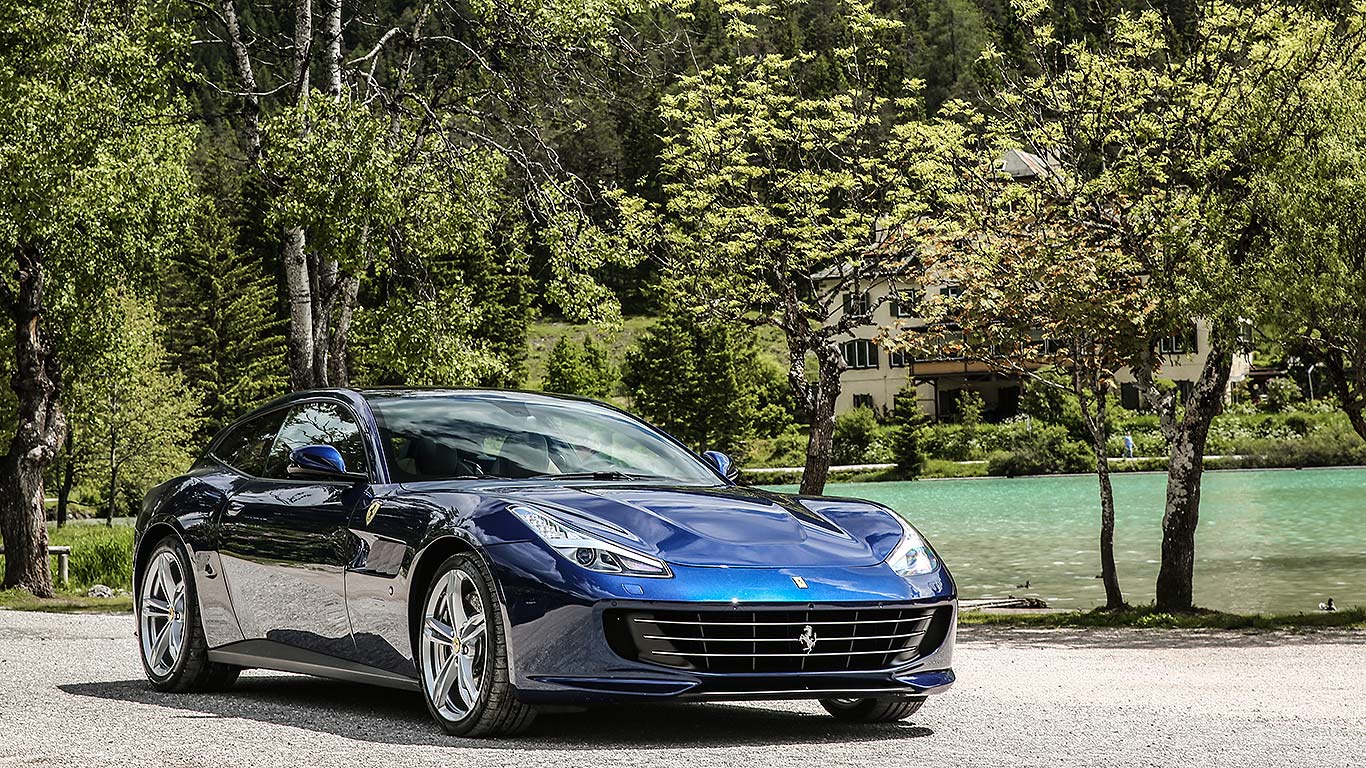 2016 Ferrari GTC4Lusso review: the fastest four-seater (a lot of) money can buy | Motoring Research