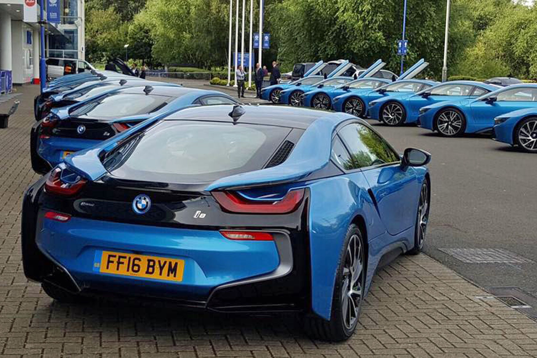 Leicester City owners treat players to fleet of BMW i8s
