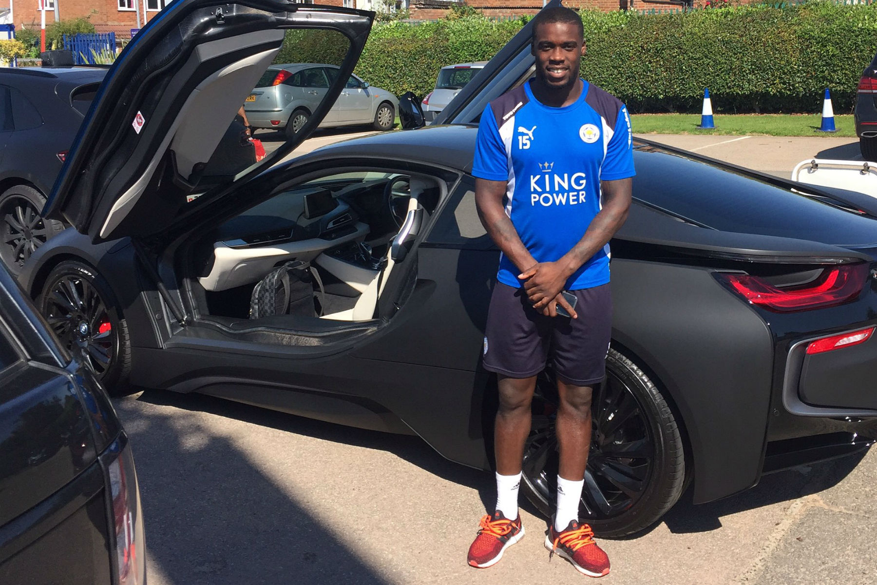 Leicester City footballers are getting their BMW i8s wrapped to avoid confusion