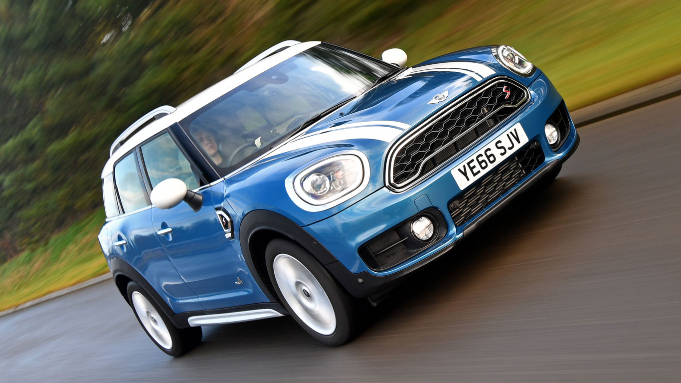 How does the Countryman drive?