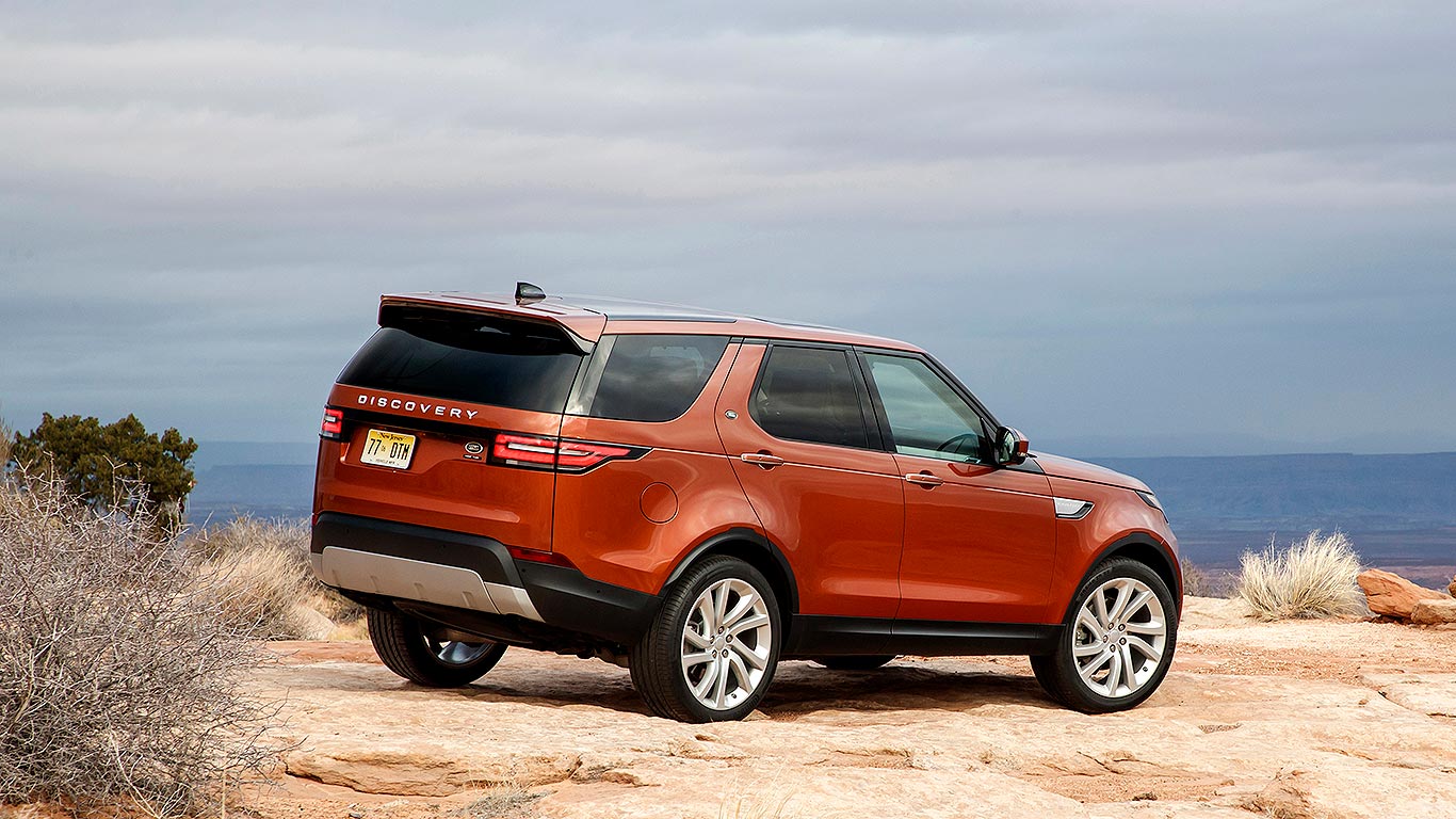 The Motoring World The 5th Gen Discovery has taken 4,000