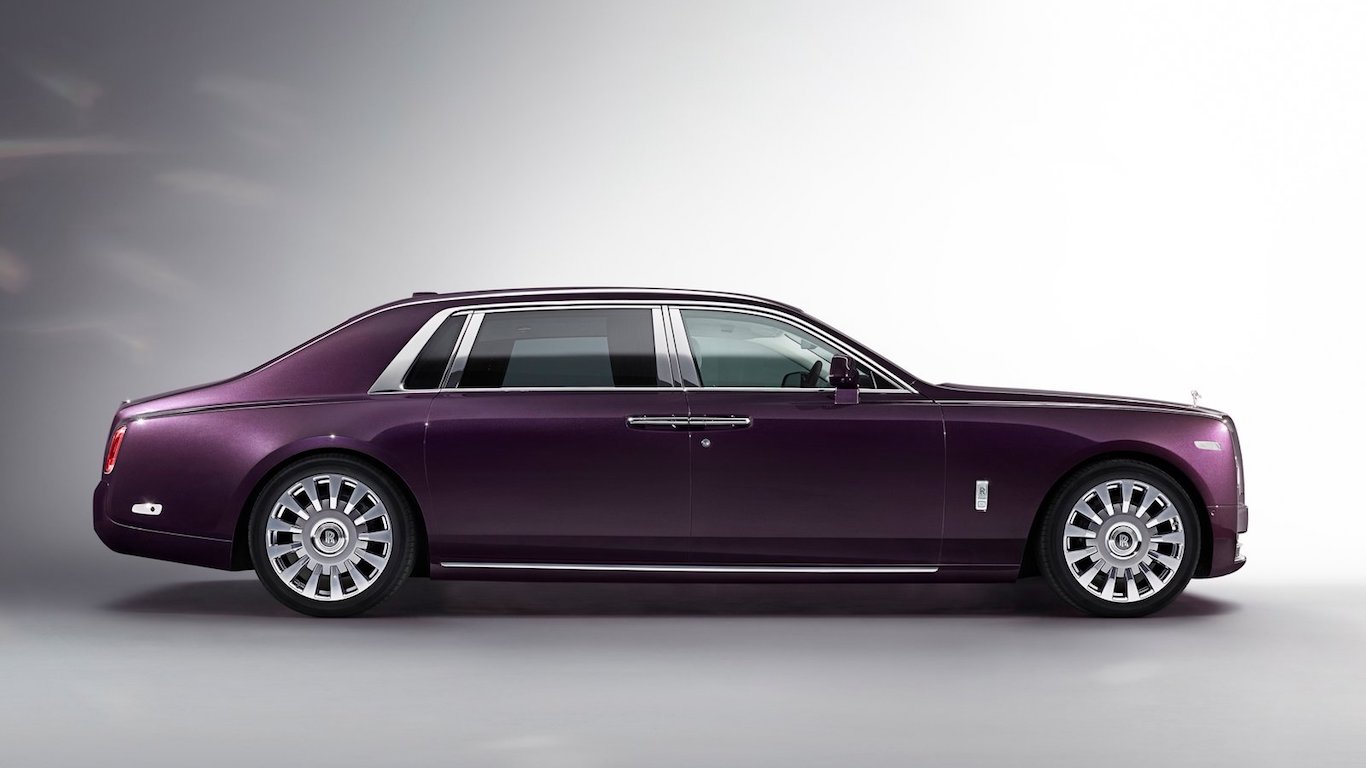 12. Rolls-Royce Motor Cars - @rollsroycecars - 3.7m