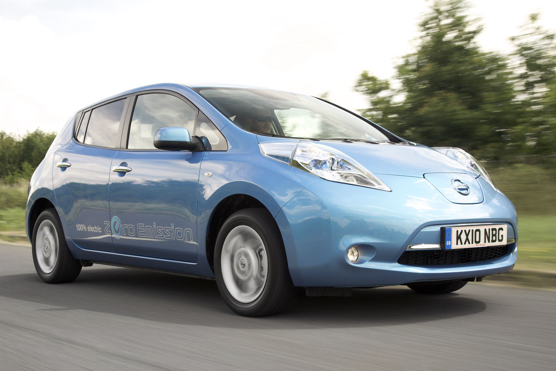 Used electric car searches up 680% on day of 2040 announcement