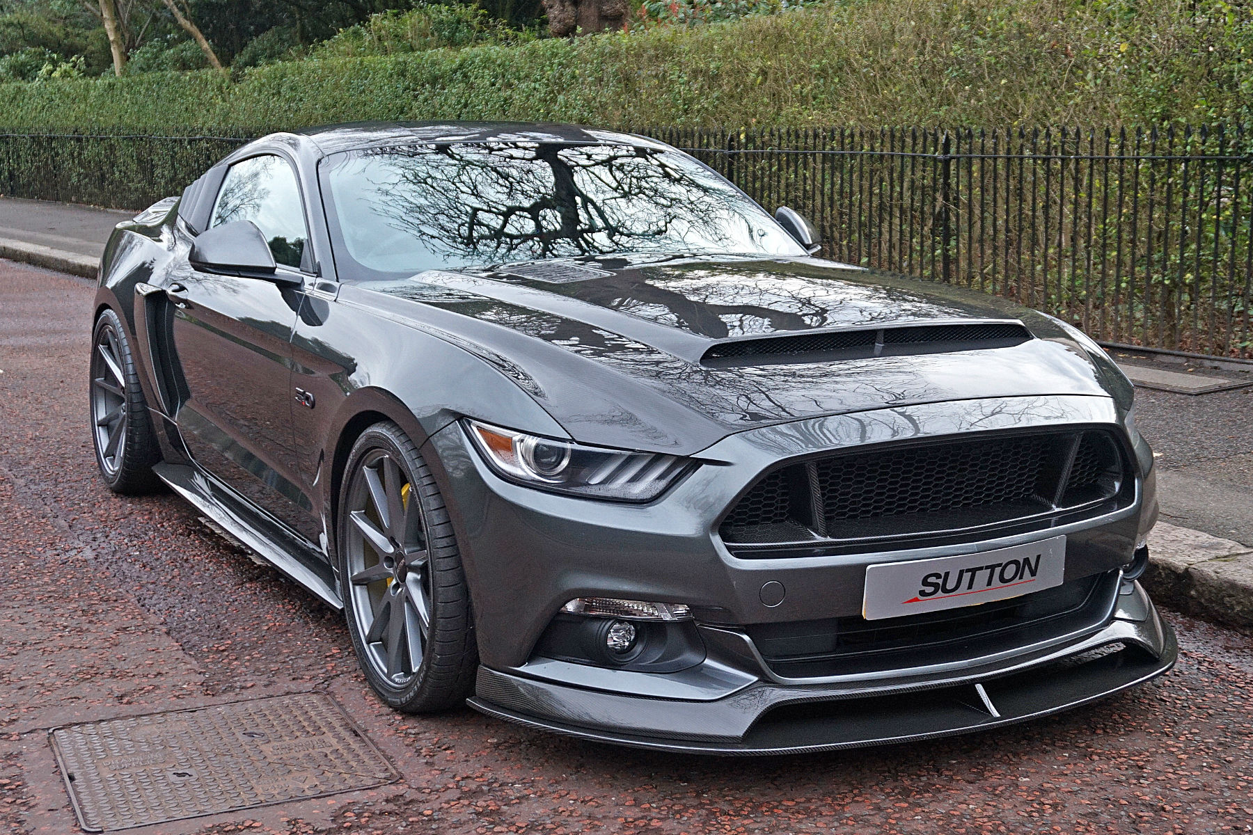 Ford Mustang Sutton CS800
