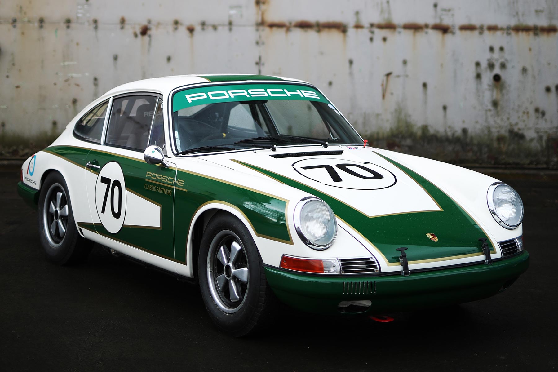 Porsche Classic GB 911 race car