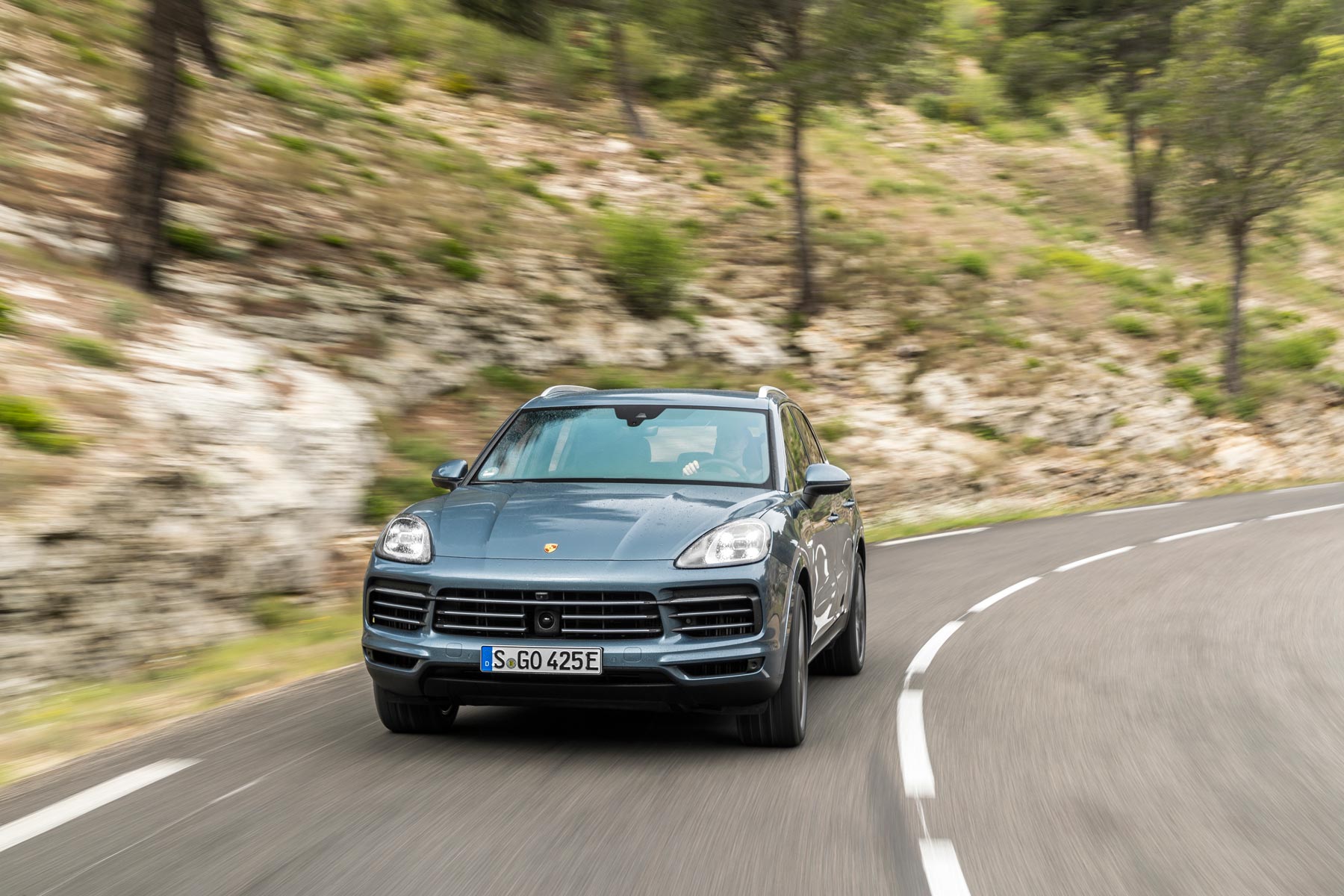 2018 Porsche Cayenne E-Hybrid review: demolishing the case for diesel