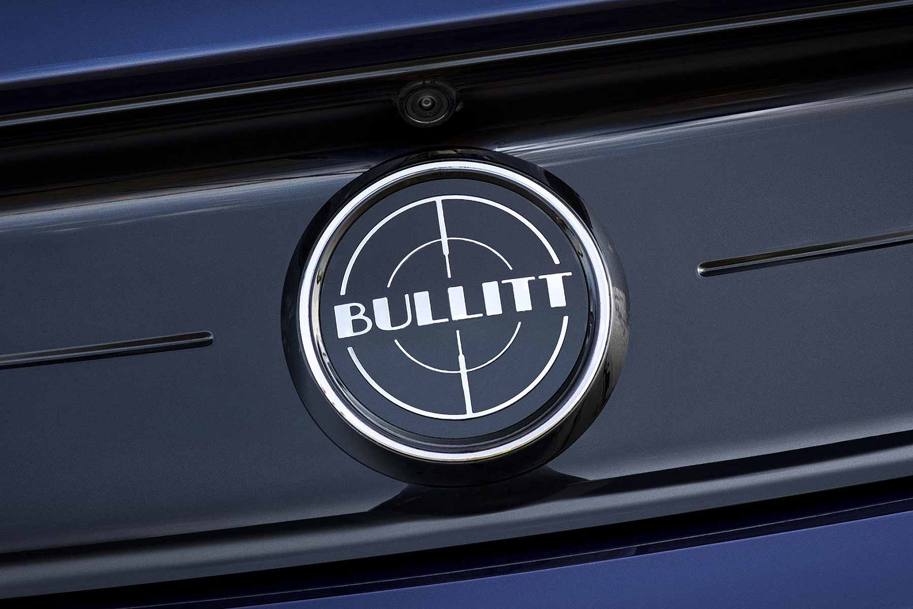 Ford Mustang Bullitt in Kona Blue