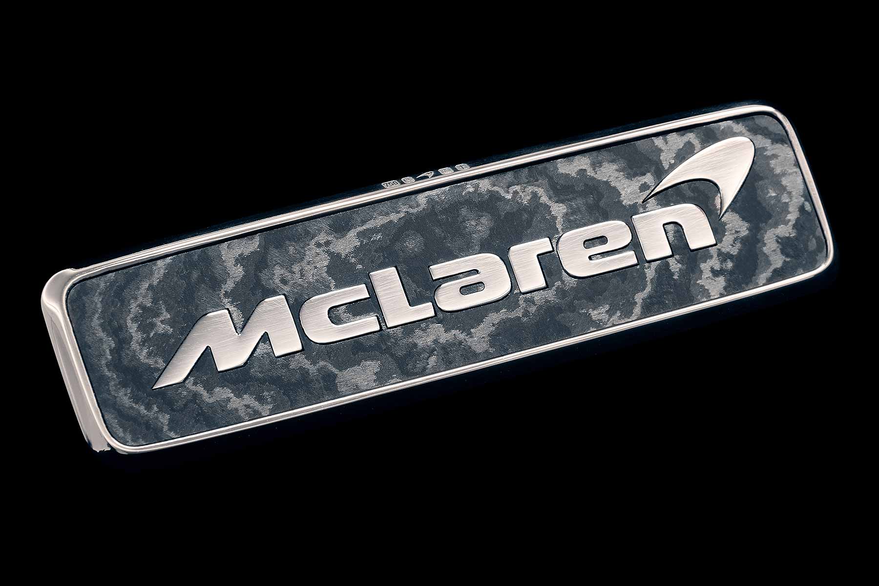 McLaren Speedtail white-gold badges