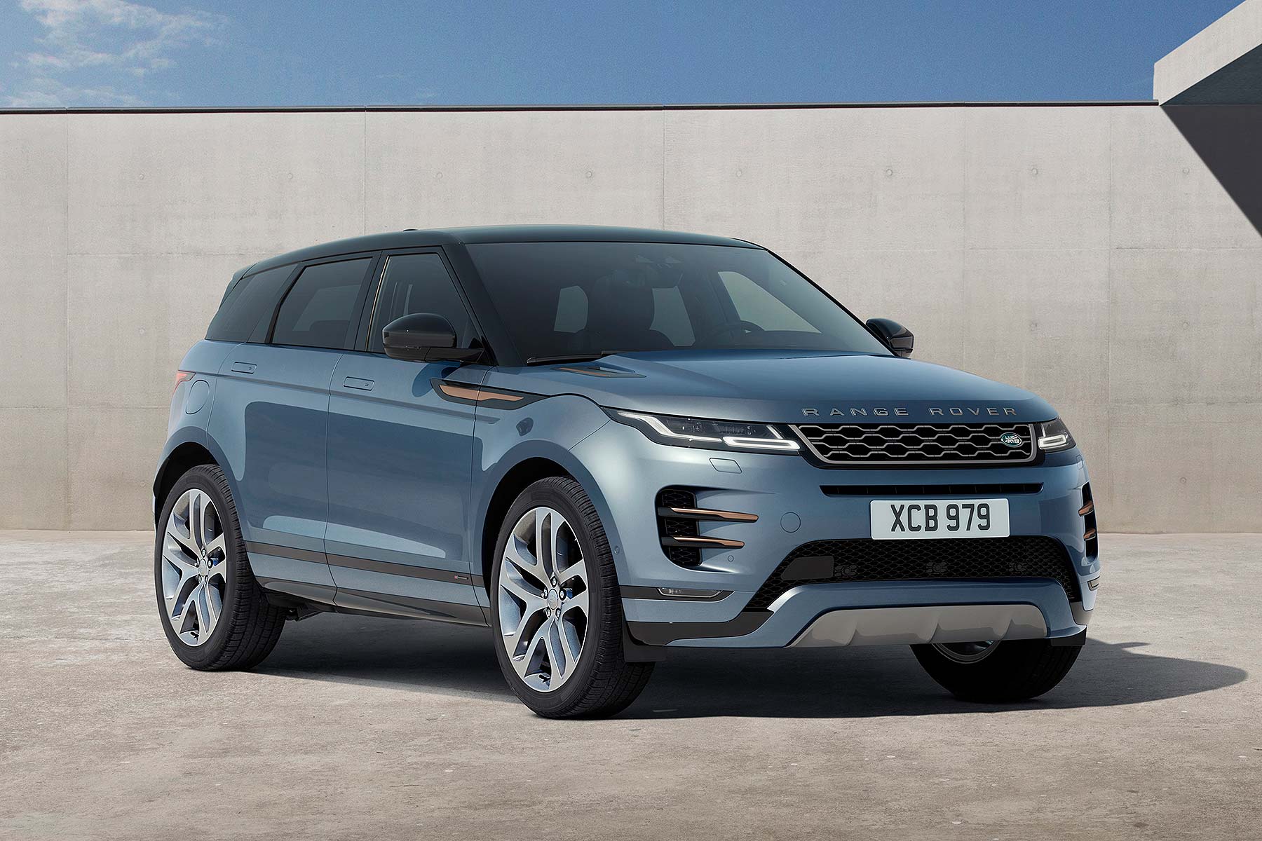New 2019 Range Rover Evoque revealed and ordering is