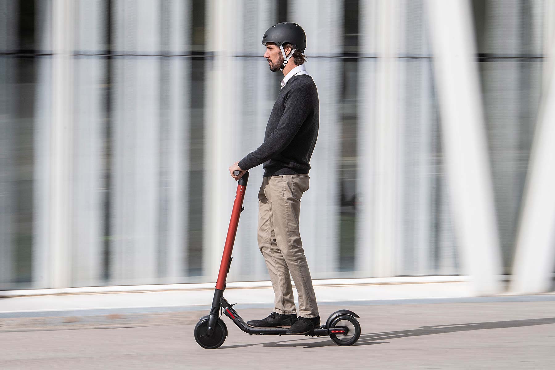 Seat and Segway eXS KickScooter electric scooter