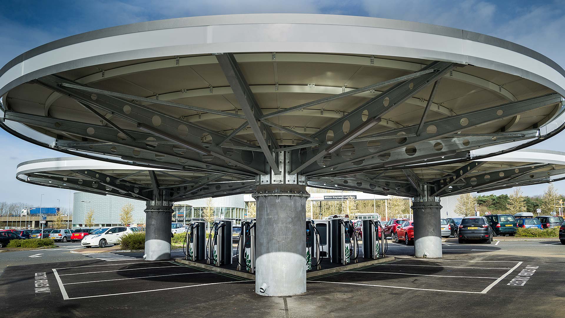 BP Chargemaster rapid charging hub at Milton Keynes Coachway
