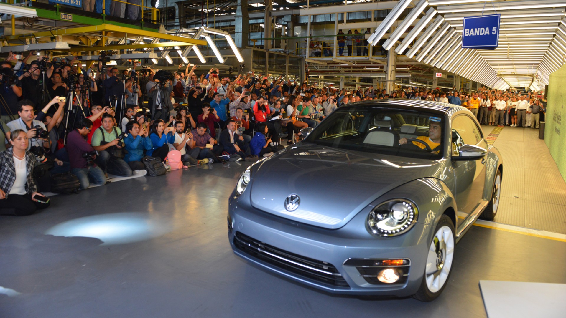 Volkswagen Beetle ends production