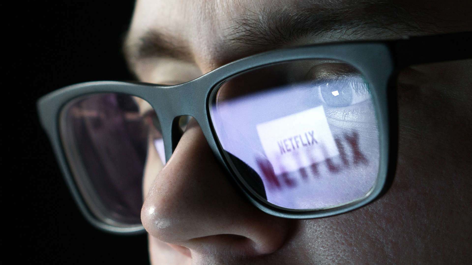Netflix and YouTube coming soon to Tesla