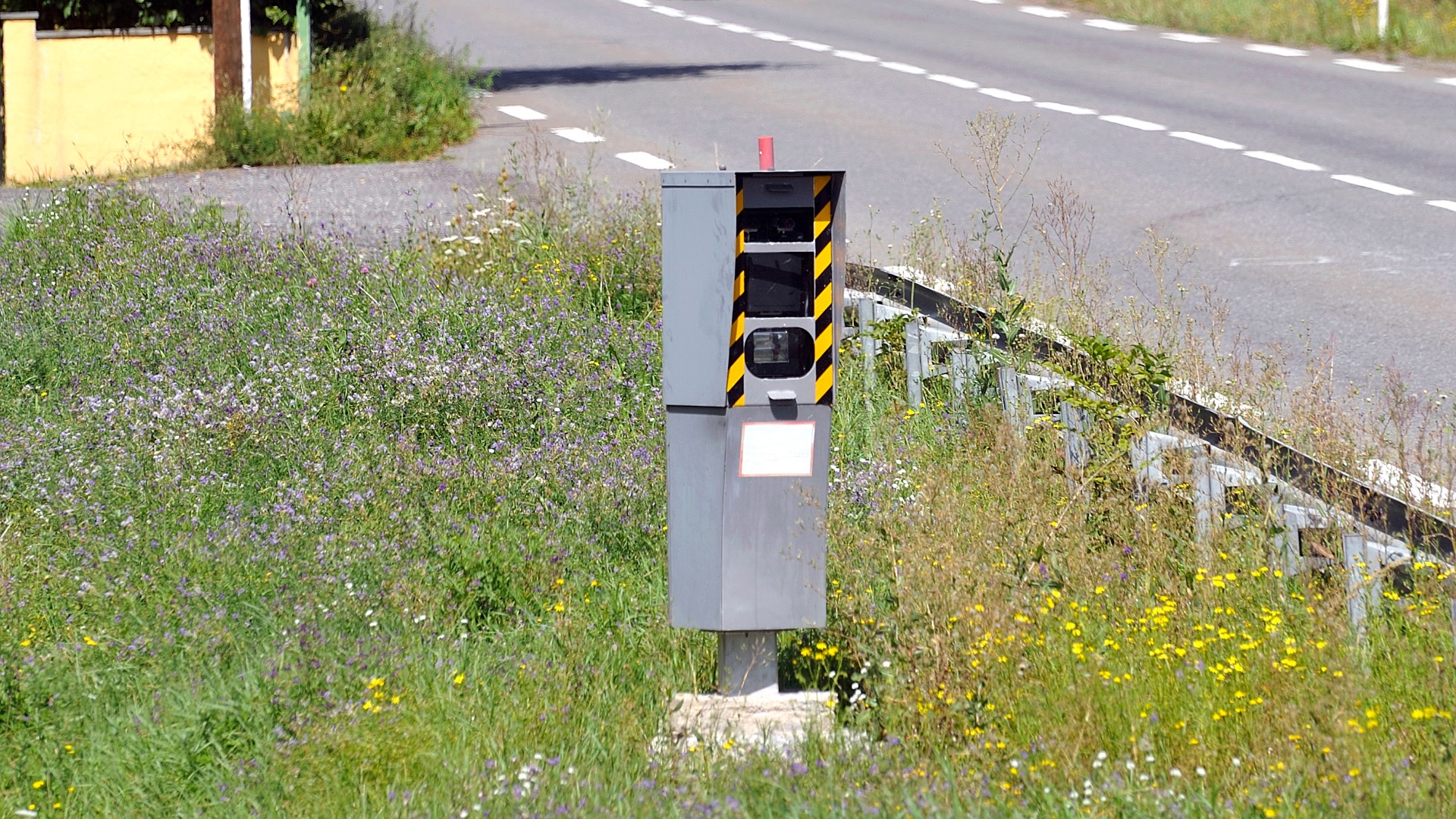 New French speed cameras and driving rules