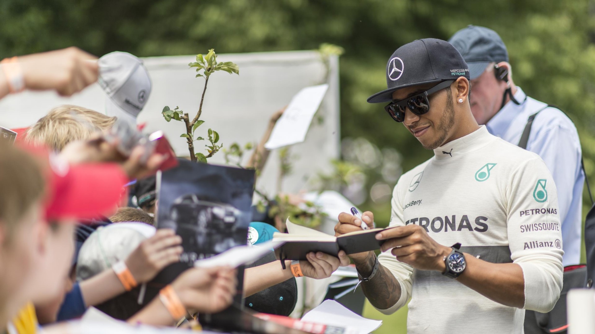 Formula 1 driver's Instagram earnings