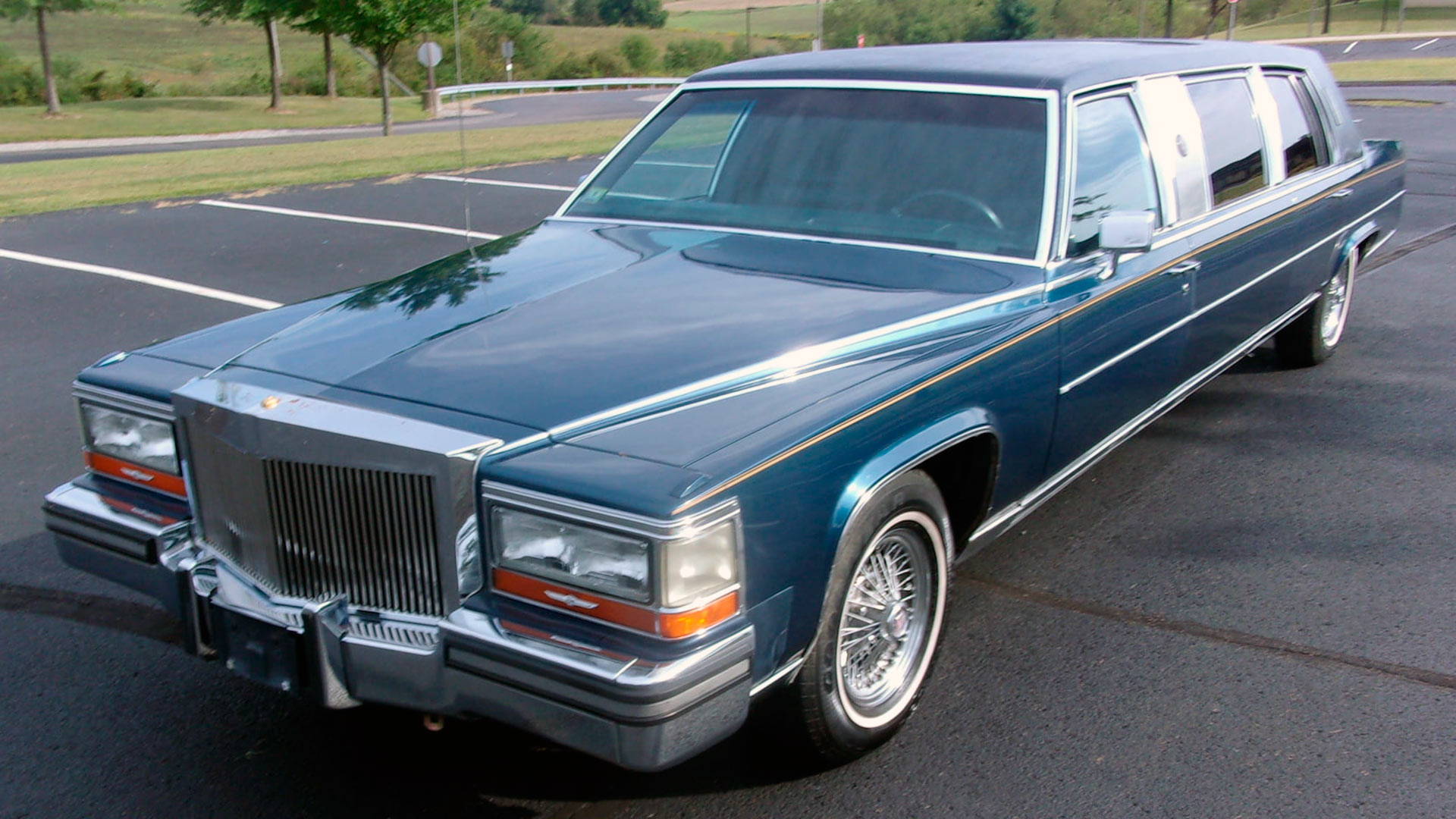 1989 Cadillac Trump Edition