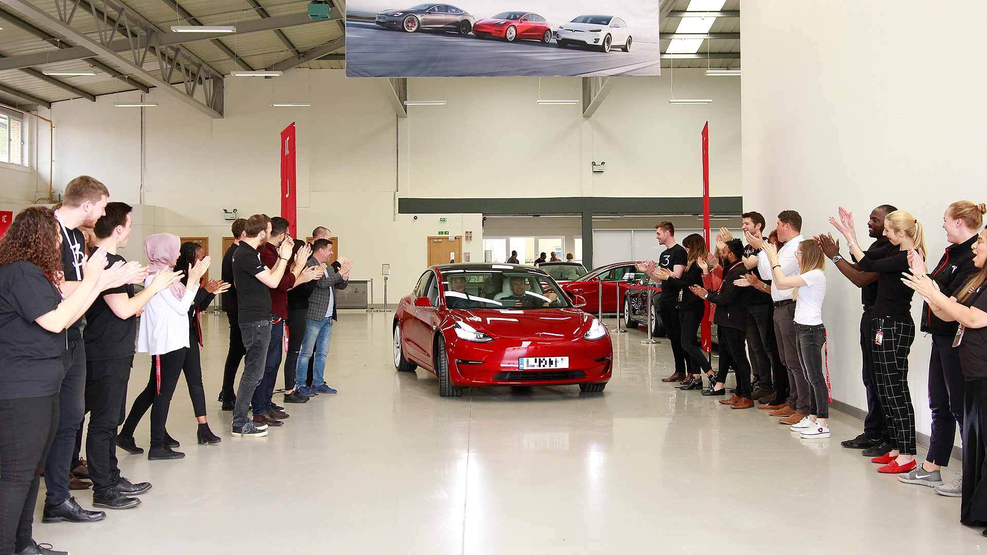 Tesla Model 3 UK deliveries