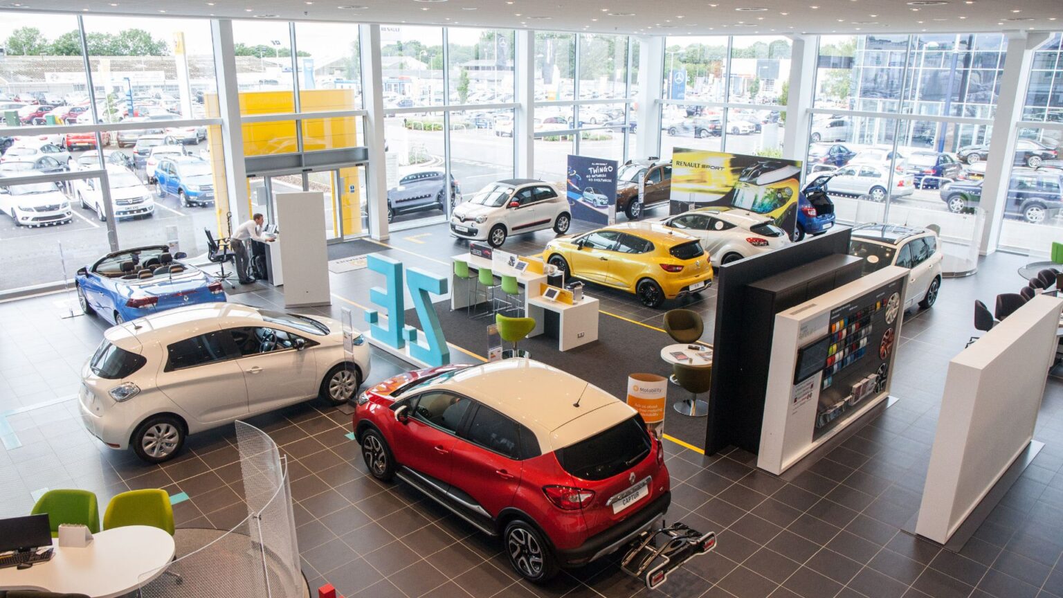 Auto Trader updated to improve used car price ratings