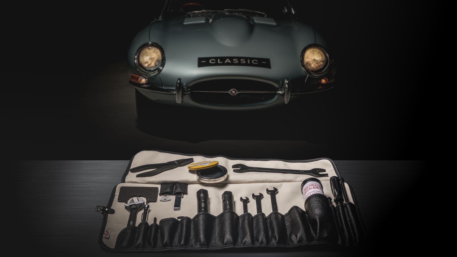 Jaguar Classic E-type tool kit