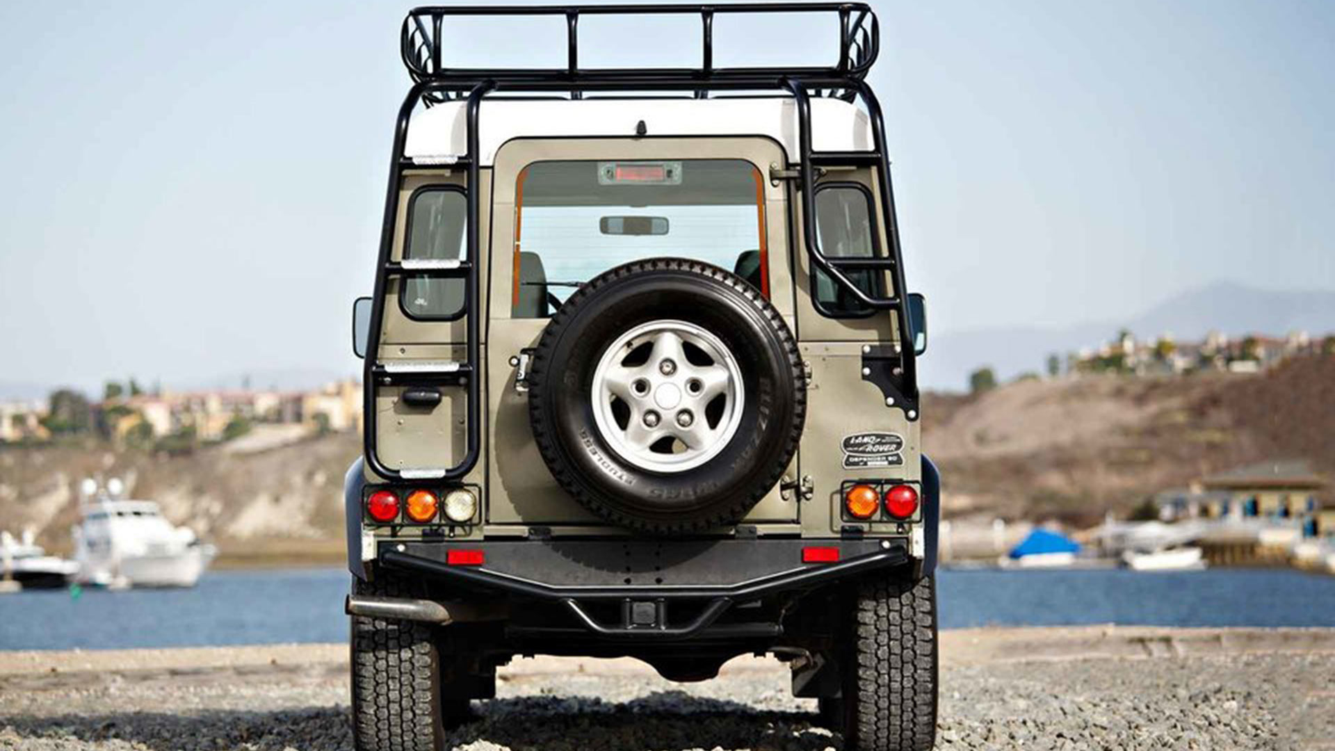 Last NAS Land Rover Defender 90 auction