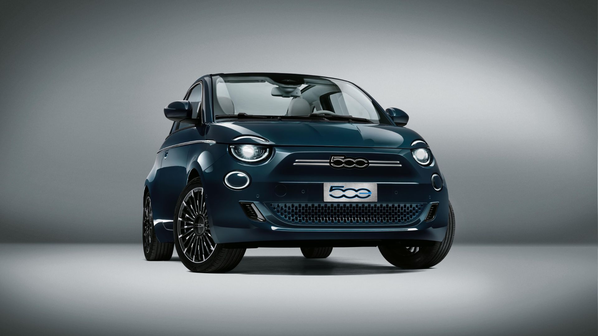 2020 Fiat 500 revealed