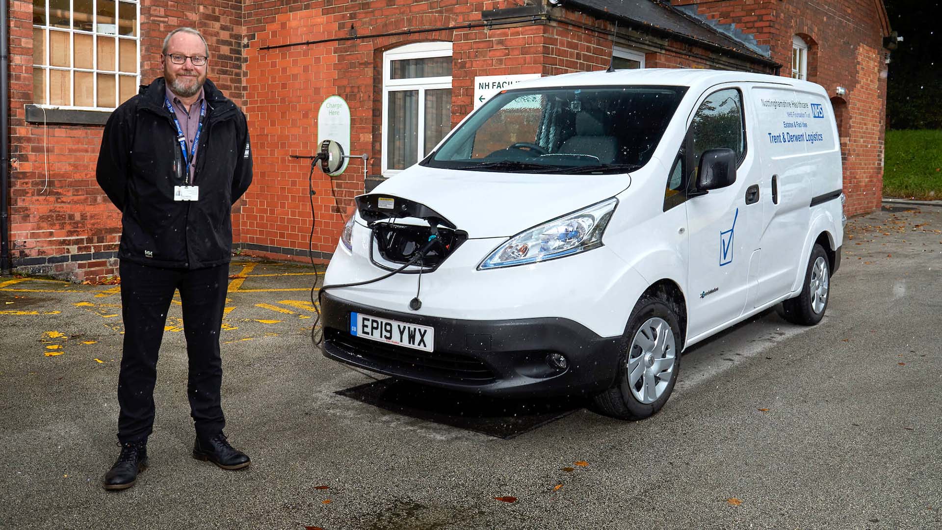 DriveElectric ULEV Experience NHS Nissan e-NV200