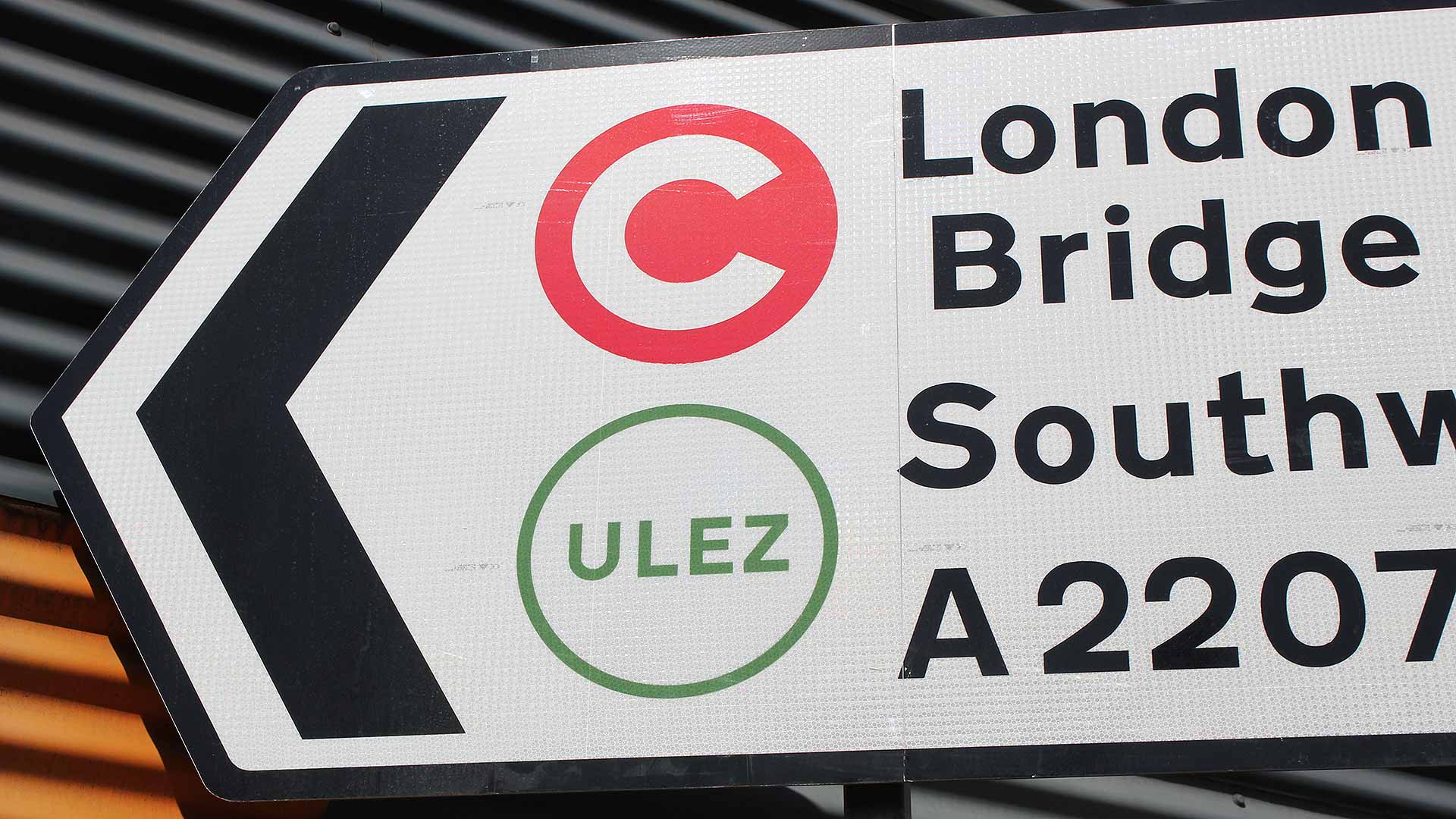 London Congestion Charg and ULEZ road sign