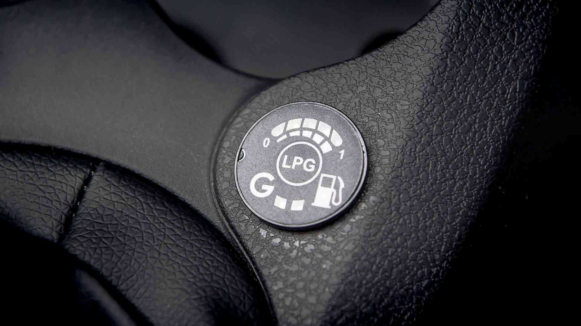 Dacia Logan Bi-Fuel LPG gauge
