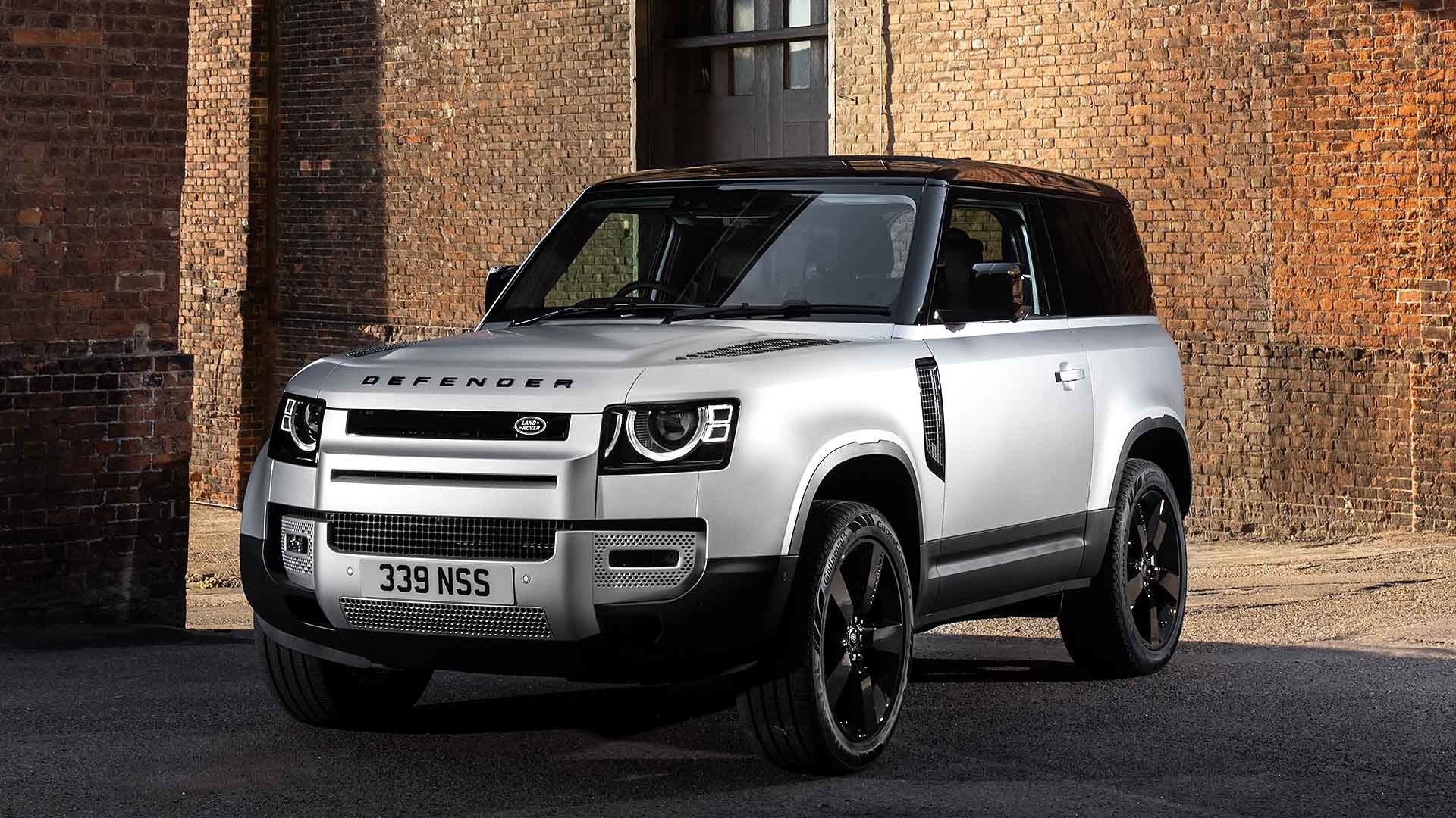 Land Rover Defender electrified with new plugin hybrid