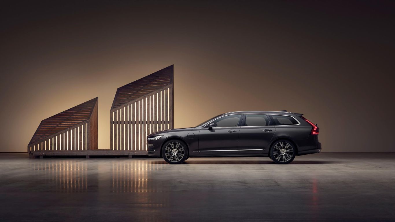 Volvo V90 Recharge – today