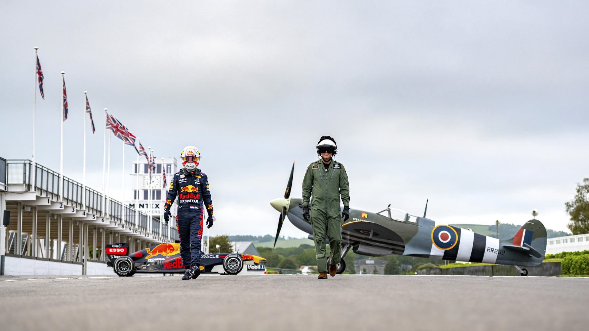 Red Bull F1 versus Spitfire