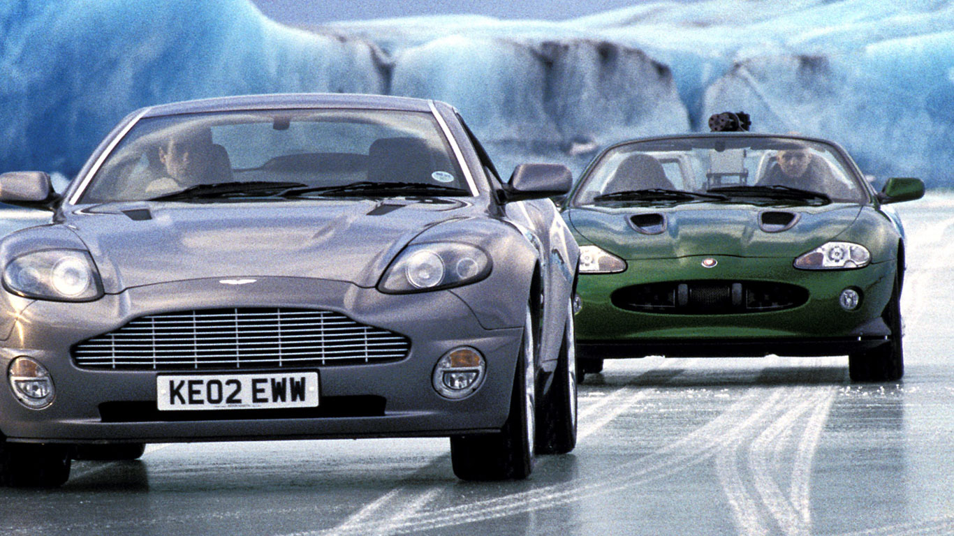 Die Another Day: Jaguar XKR
