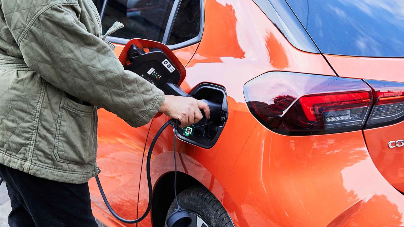 plug-in-car-grant-for-electric-cars-cut-again-motoring-research