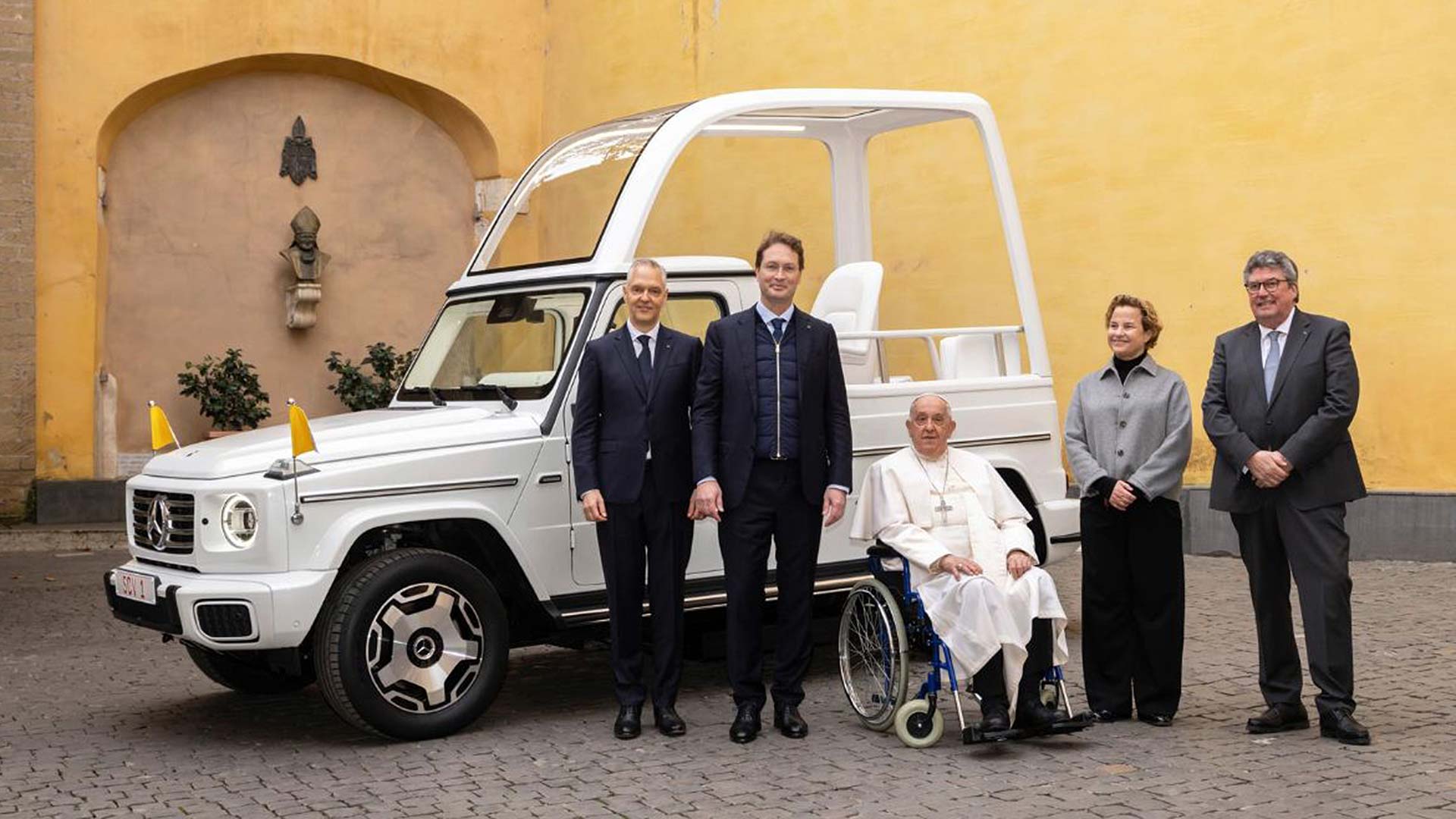 Popemobiles in pictures