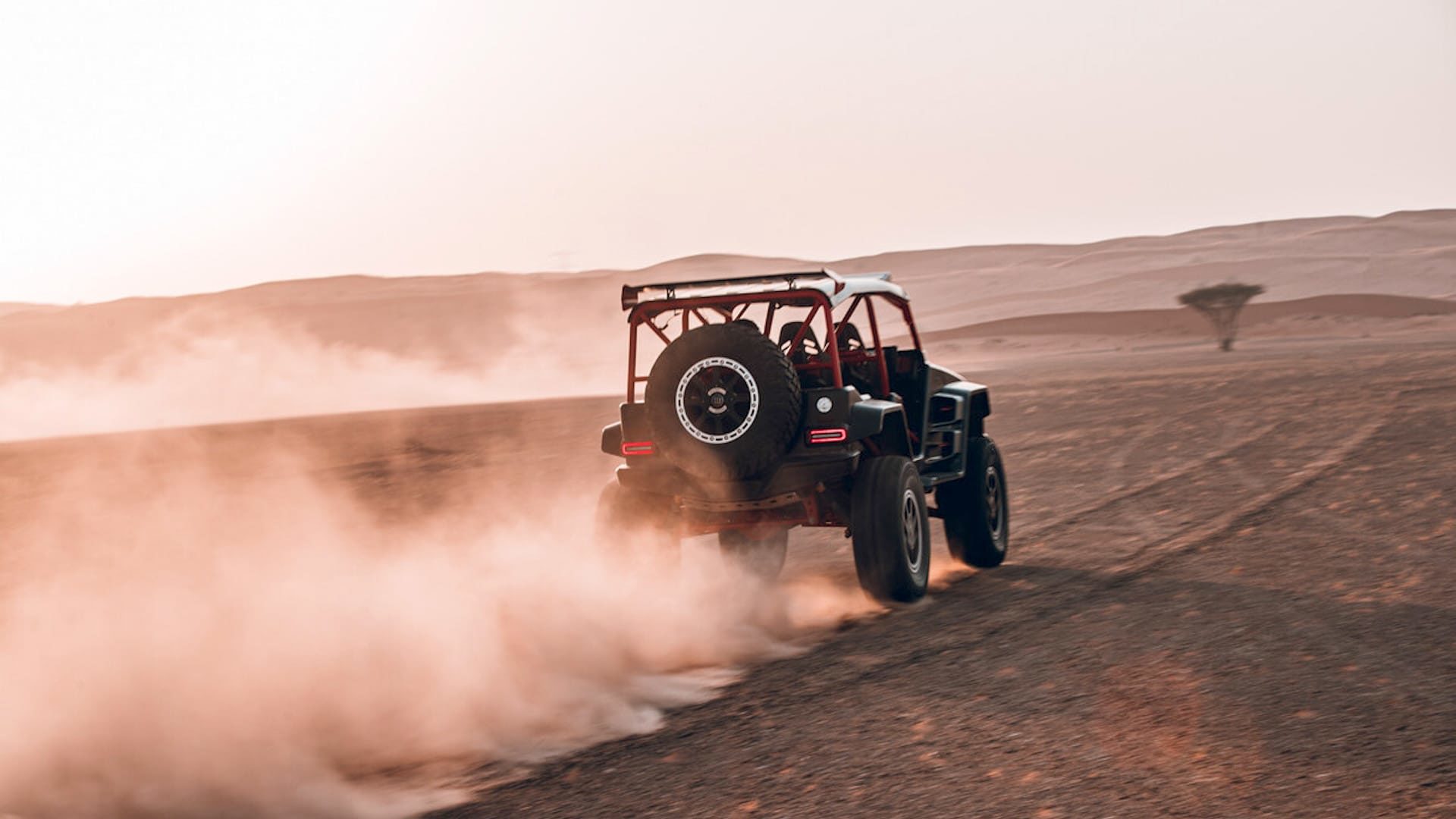 Brabus goes wild with 900hp G-Class dune buggy