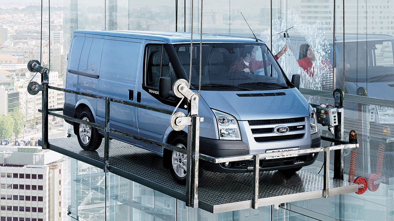 Ford Transit: window cleaning