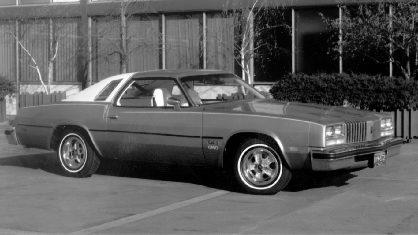 Oldsmobile Cutlass