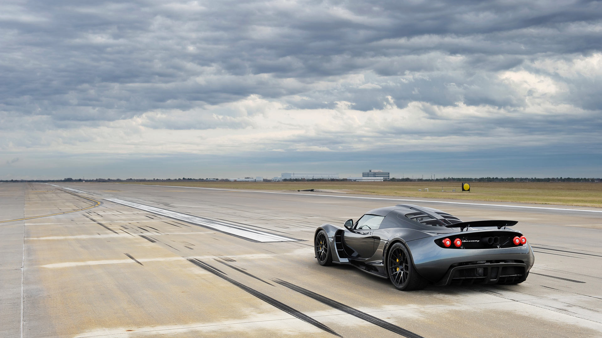 2013 Hennessey Venom GT sets new world record