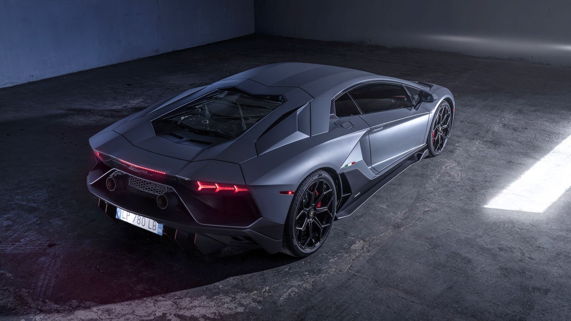 Lamborghini set for record sales in 2022