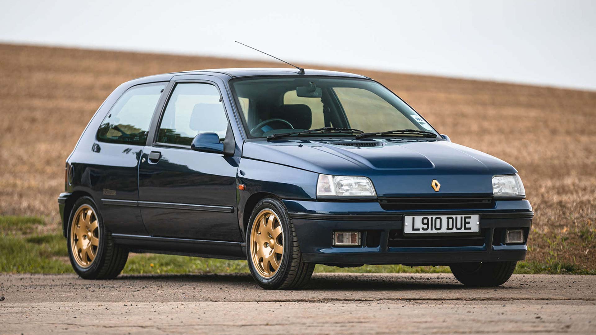 F1 dominance leads to the Renault Clio Williams
