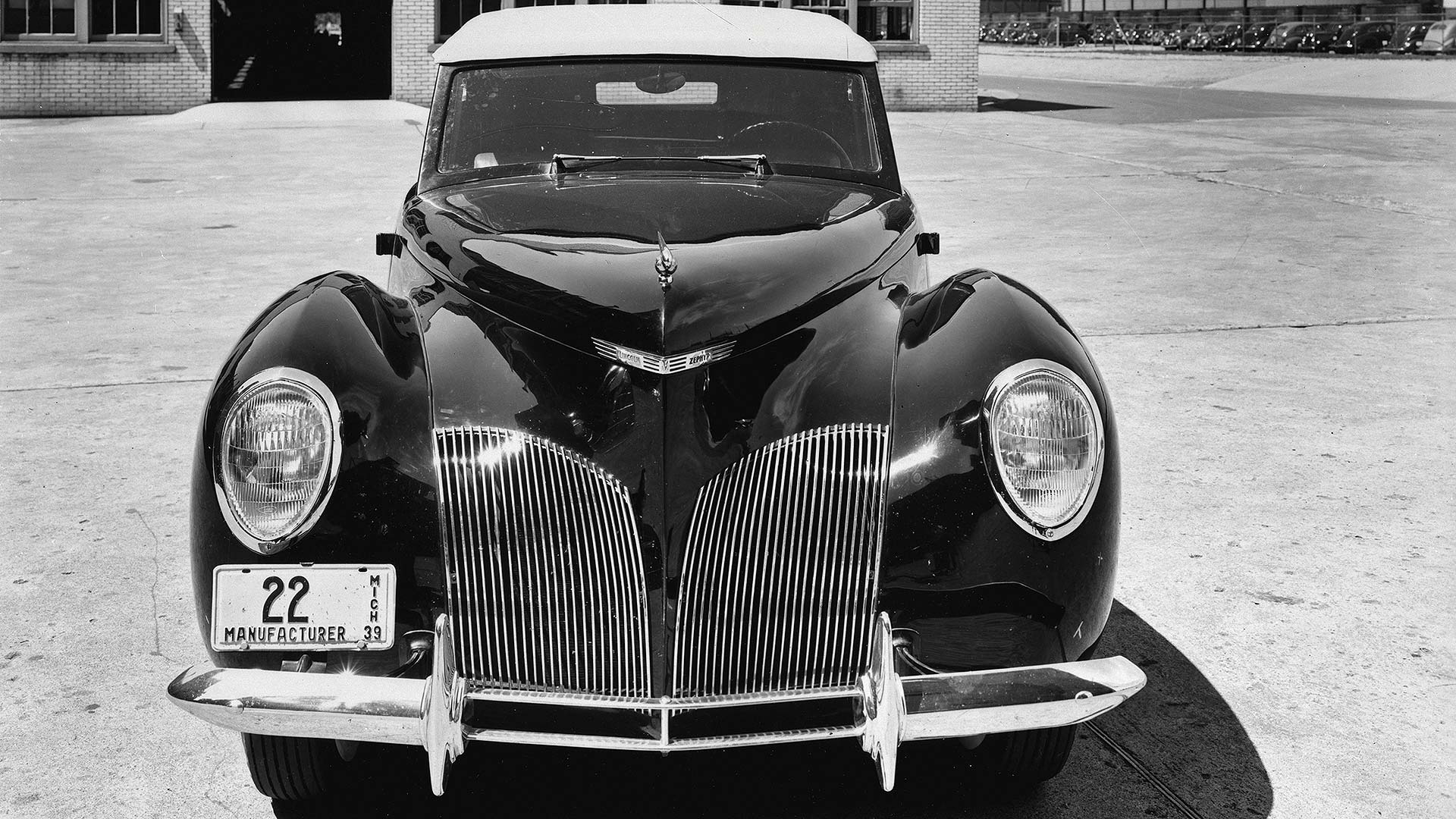 1939 Lincoln Zephyr 