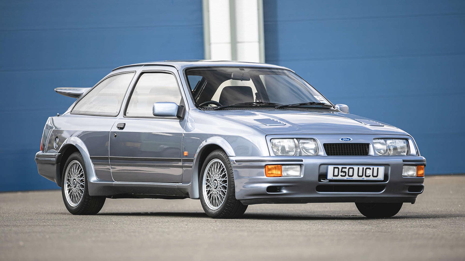 Coolest cars of the 1980s