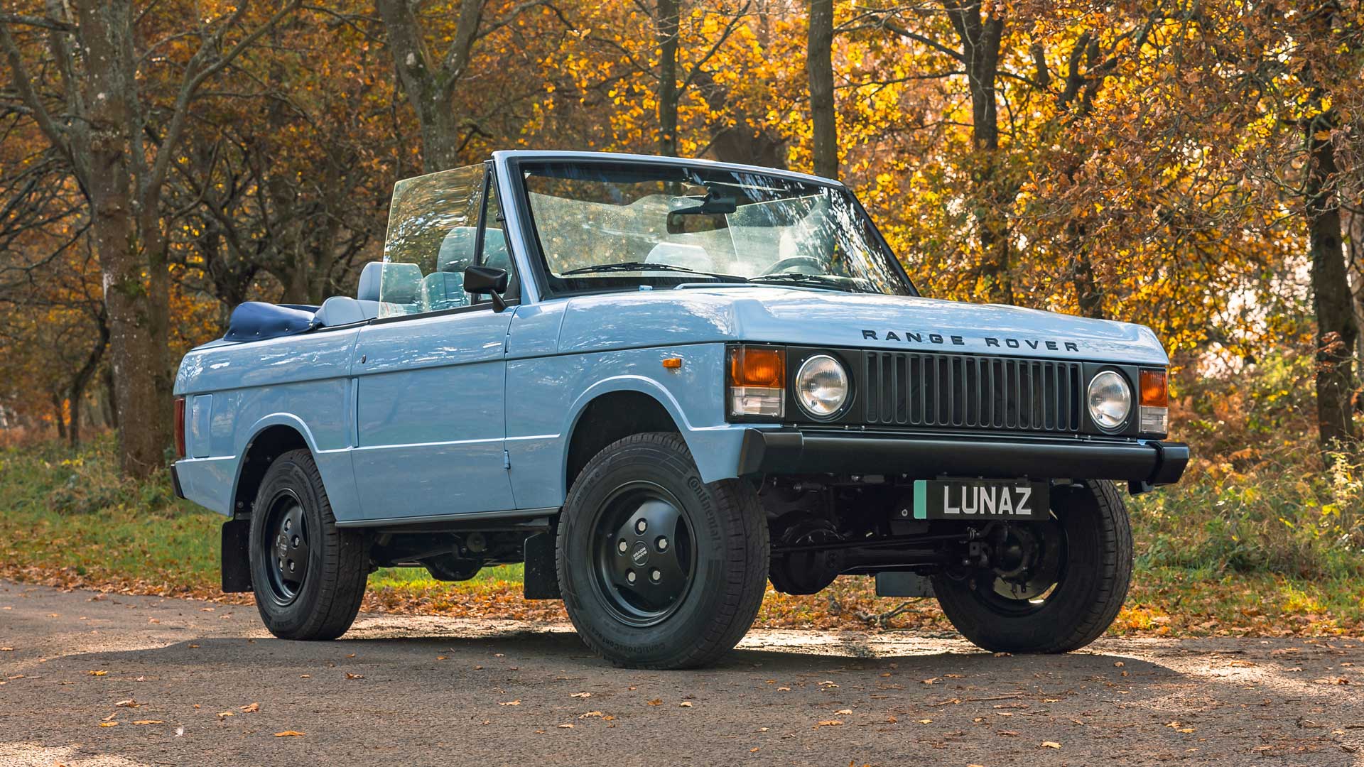Lunaz Range Rover Classic Safari
