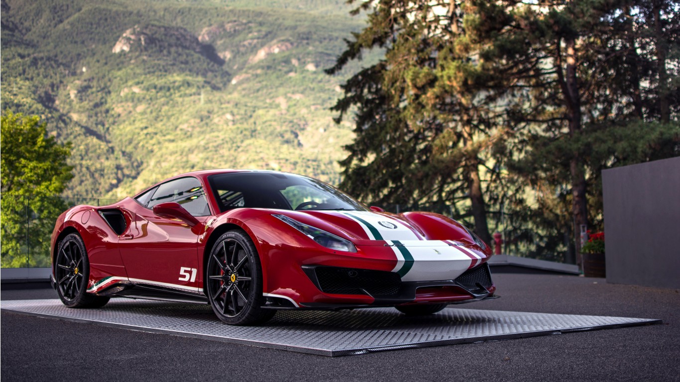 Ferrari 488 Pista Piloti