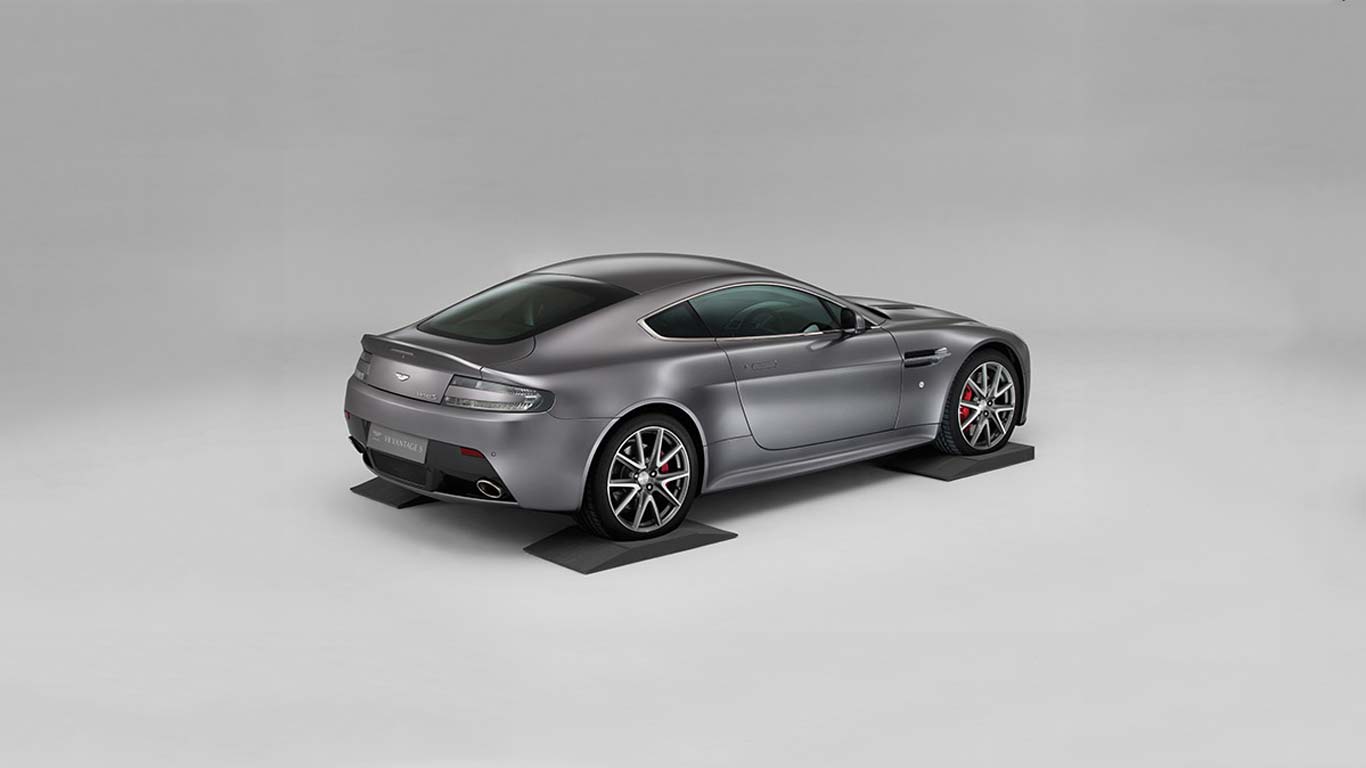 Aston Martin tyre cushions