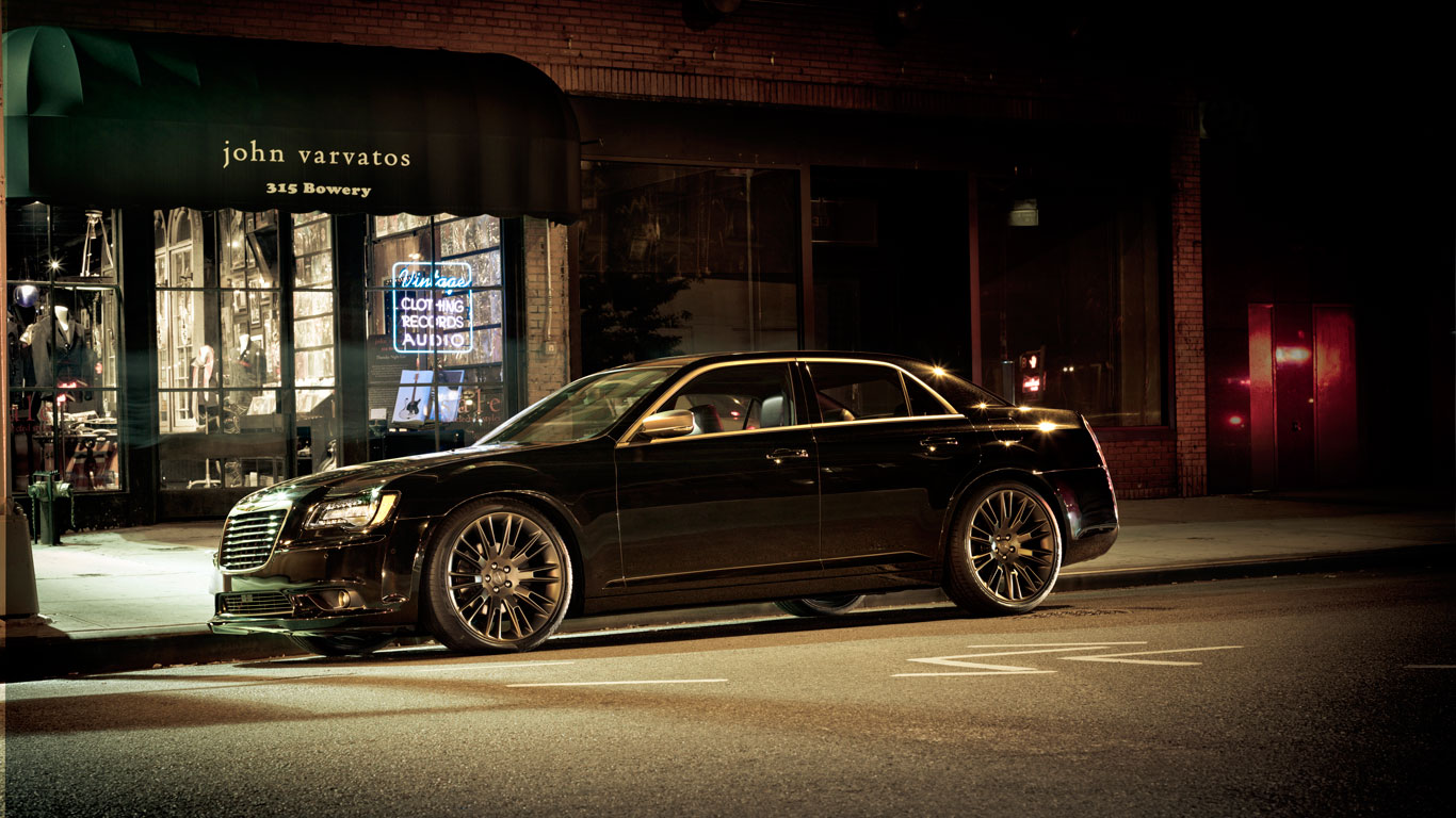 Chrysler 300C John Varvatos